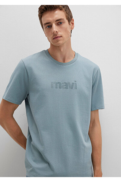 Mavi Grünes T-Shirt mit Logo-Print, reguläre Passform / normaler Schnitt 0612936-70118