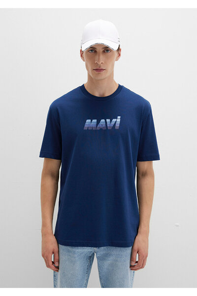Mavi Marineblaues T-Shirt mit Logo-Print, lockere Passform / bequemer Schnitt 0612904-89353
