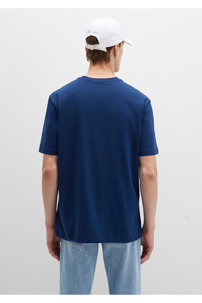 Mavi Marineblaues T-Shirt mit Logo-Print, lockere Passform / bequemer Schnitt 0612904-89353