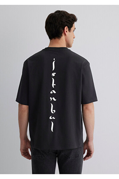 Mavi Ιστορία της Κωνσταντινούπολης Μαύρο μπλουζάκι με στάμπα Relaxed Fit / Άνετη εφαρμογή 0612999-900