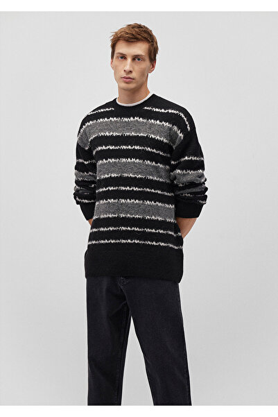 Mavi Μαύρο πουλόβερ με ριγέ μαλλί με χαλαρή εφαρμογή / χαλαρή εφαρμογή 0710235 -900