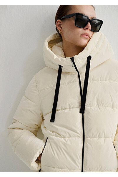 Mavi Φουσκωτό παλτό Ecru με κουκούλα 1110043-83043