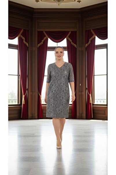 Nidya Moda Büyük Beden Kadın Siyah Simli Kaplama Dantel V Yaka Abiye Elbise-4...