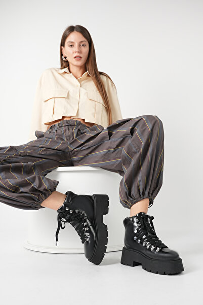 Katy Perry Jenifer Women's - Black Thick Sole Boots