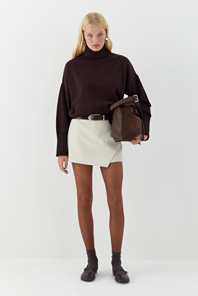 MARKALİSTE Βασικό πλεκτό πουλόβερ με ψηλό λαιμό καφέ