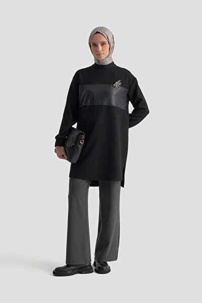 Armine Trend Leather and Brooch Detailed Tunic