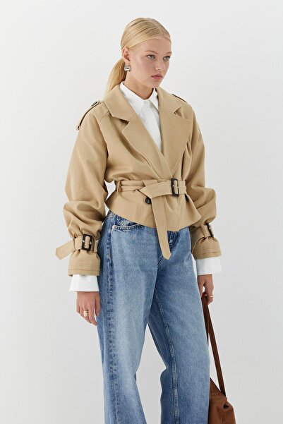 MARKALİSTE Κοντή καμπαρντίνα με ζώνη μπεζ