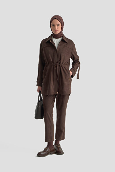 Armine Σετ με λεπτομέρεια στο μανίκι, παντελόνι με κορδόνια και φερμουάρ, με λάκρα