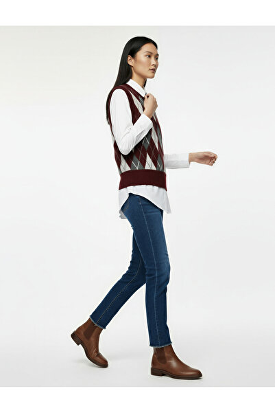 Koton Αμάνικο πλεκτό γιλέκο με λαιμόκοψη με διαμαντένιο σχέδιο