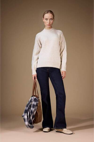 DeFacto Regular Fit Crew Neck Knitwear Sweater F4082Ax25Wn