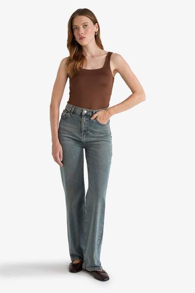 DeFacto Τετράγωνος γιακάς Basic Solid Snap Body F8245AX25HS