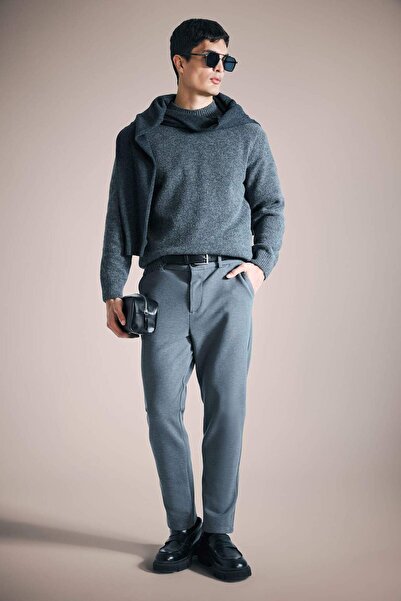 DeFacto Relax Fit Strickpullover mit Rundhalsausschnitt E8390AX24CW