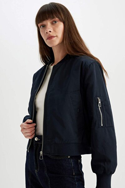 DeFacto Vodotěsná bunda College Collar s plochým zipem a kapsami Bomber Jacket Coat C4550AX24WN