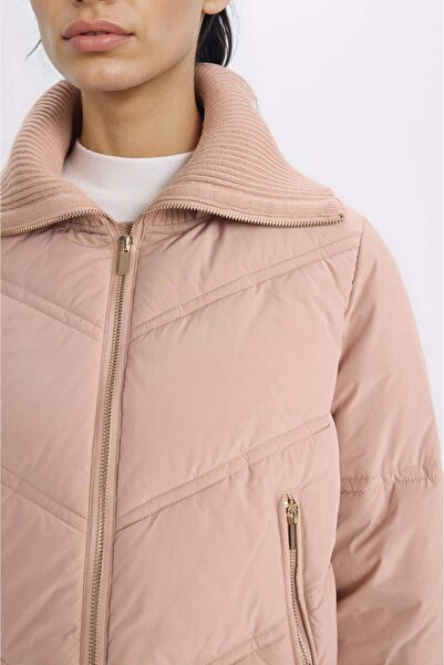 DeFacto Palton rezistent la apă cu potrivire obișnuită cu buzunare cu fermoar C9704AX24WN