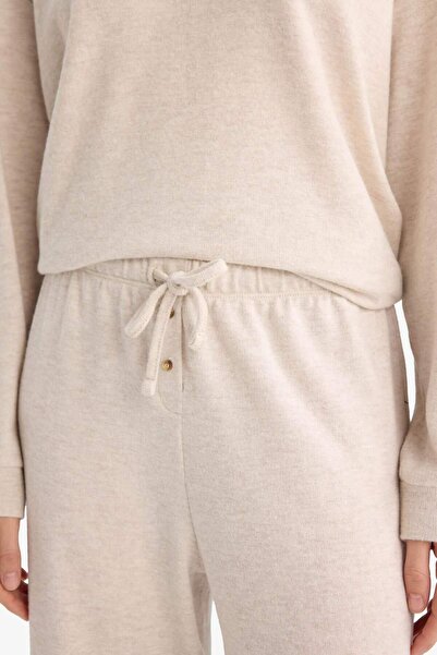 DeFacto Σετ πιτζάμες Regular Fit Μακρυμάνικο βελούδινο μπλουζάκι με μακρύ πάτο-Fall in Love G1188AX25AU