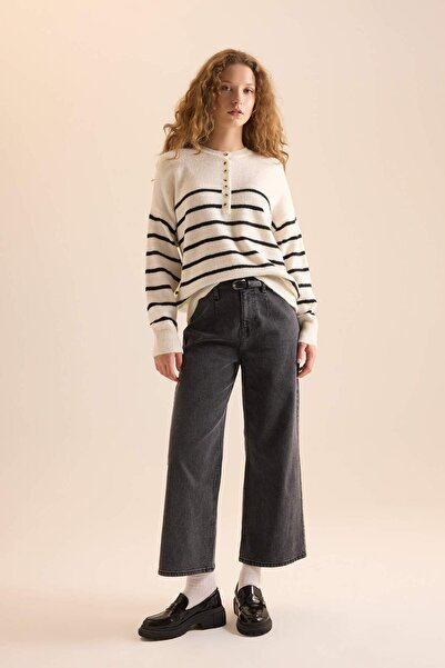 DeFacto Πλεκτό πουλόβερ με κουμπιά Relax Fit D4913axns