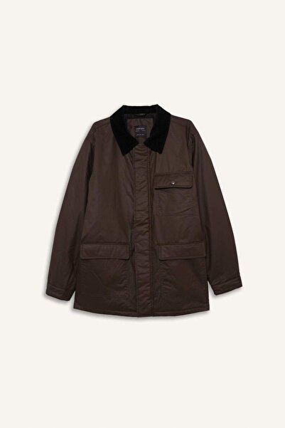 DeFacto Εποχιακό παλτό με λεπτομέρεια εσωτερικής τσέπης με βελούδινο γιακά πόλο με άνετη εφαρμογή Relax Fit F4946AX25WN