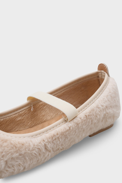 Capone Outfitters Ollie Women's Plush Laced Ballerinas