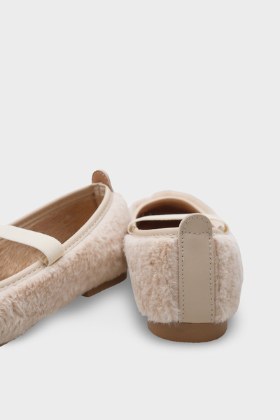 Capone Outfitters Ollie Women's Plush Laced Ballerinas
