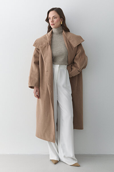 Laluvia Mink Vittoria Buttoned Collar Coat - 2511