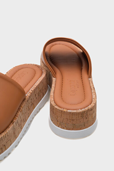 Capone Outfitters Γυναικείες παντόφλες Wedge Heel Straw Marsha