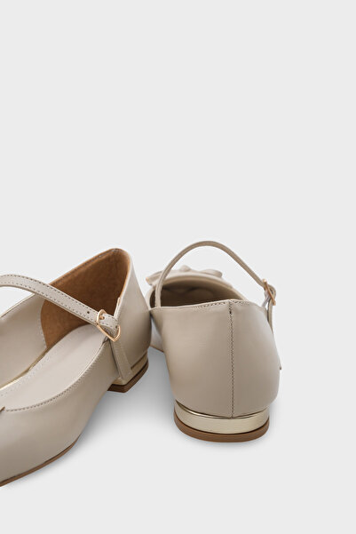 Capone Outfitters Kelsy Blunt Toe Tasseled Short Heeled Women's Ballerinas