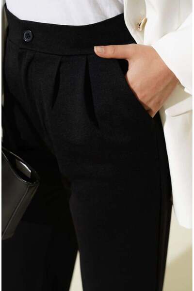 Elaxi Women's Imported Crepe Fabric Pleated Flexible P Palazzo Pants – Stylish and Comfortable Cut |   Black & Brown |   S-Xl