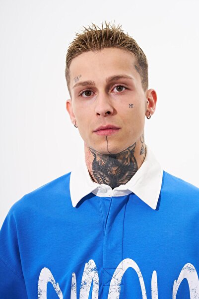 Machinist Чоловіча футболка з високим коміром та надруком Oversize, світло-блакитна