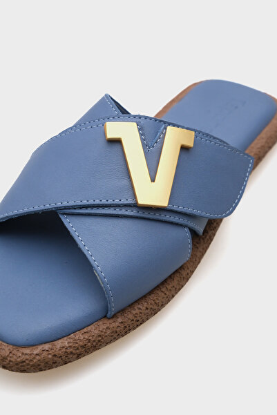 Capone Outfitters Γυναικείες παντόφλες Comfort με ίσιο τακούνι Kata από γνήσιο δέρμα με λουράκι V