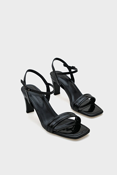 Capone Outfitters Cresa Medium Heeled Single Strap Ankle Strap Women's Sandals