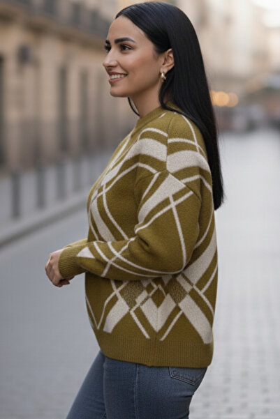 VEGENZE Women's Khaki Geometric Patterned Crew Neck Winter Knitwear