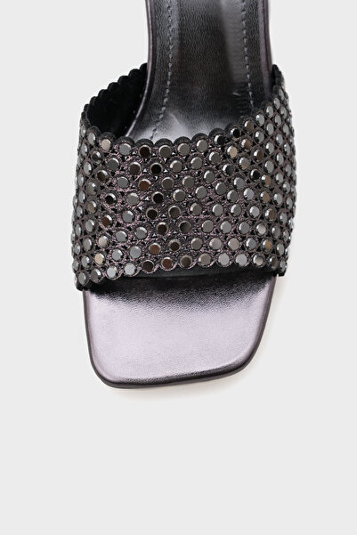 Capone Outfitters Γυναικείες παντόφλες Lora με μεσαίο τακούνι Blunt Toe Stone