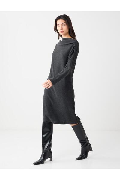 Jimmy Key Πλεκτό φόρεμα με ανθρακί γιακά με απαλή υφή