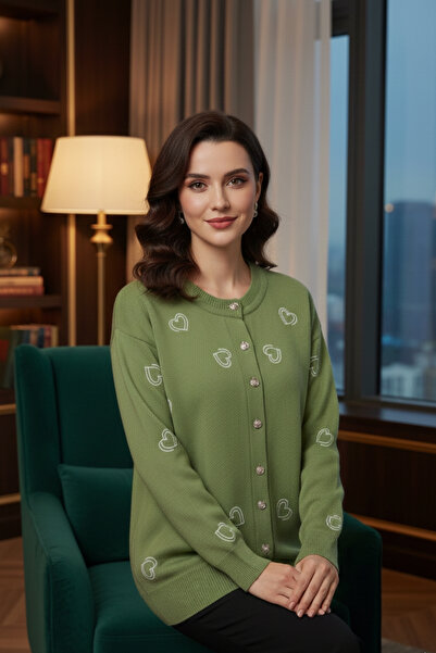 AYMELEK Women's Knitwear Cardigan Soft Crew Neck Heart Button Sweater