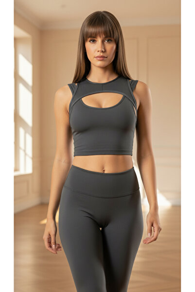 ACTRİS Asymmetric Cut-Out Neck Detail Diver Fabric Padded Crop Bustier Bluse T-Shirt Body