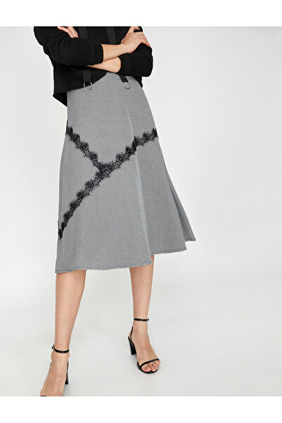 Koton تنورة مربعات سوداء نسائية 9YAK72974UW