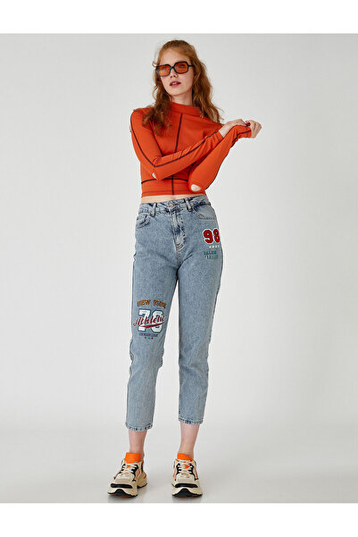 Koton Jeanshose, entspannter Schnitt, hohe Taille, leicht schmales Bein – Mom-Jeans