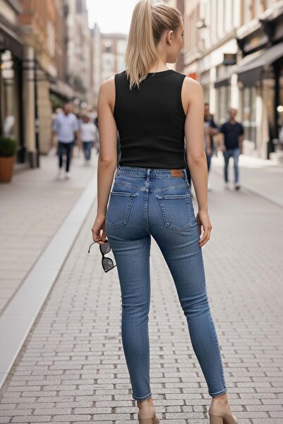 Merry See Colorful Women's Crop Top - Tank Top