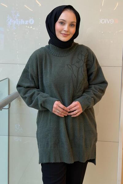 Nuss Tunica din angora cu broderie florală cu gâtul în formă de O