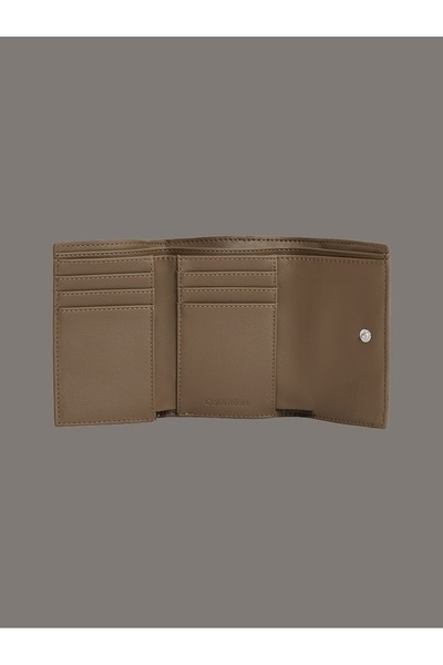 Calvin Klein Women's Wallet K60K612953-Llk