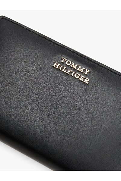 Tommy Hilfiger Women Wallet Aw0Aw17362-Bds