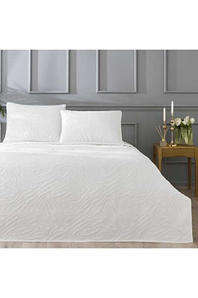 Linens Wild Single Bedspread Set White