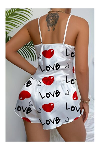 Cicişim Σετ νυχτικό με σατέν σορτς με λευκό σχέδιο αγάπης
