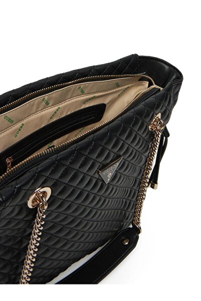 Guess DÁMSKÁ TAŠKA PŘES RAMENO EQG954122-ČERNÁ