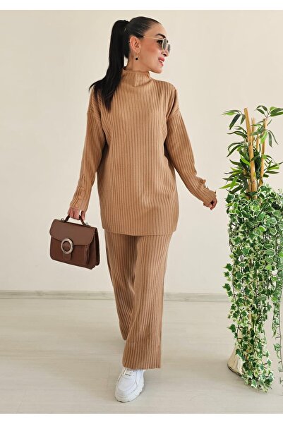 Altı Üstü Butik Σετ πλεκτά με κουμπιά