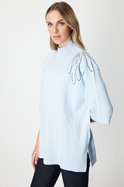 ON Πλεκτό πουλόβερ με κεντημένη αλυσίδα στους ώμους