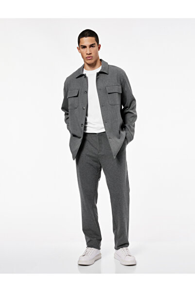 Koton Παντελόνι από ύφασμα με ριγέ πλισέ με κανονική εφαρμογή με μείγμα βισκόζης