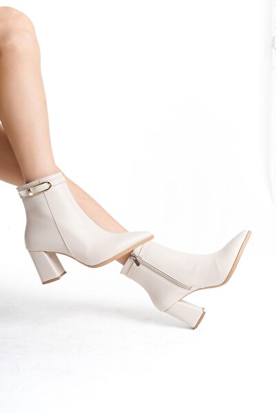 MARSEDO Γυναικείες μπότες Jura Beige - Πλαϊνό φερμουάρ, λεπτομέρεια πόρπης, χοντρό τακούνι και μυτερή μύτη