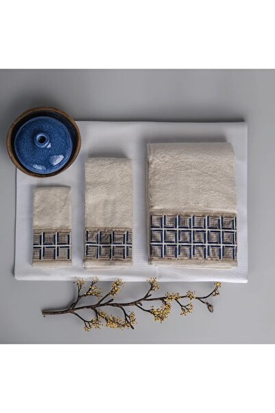 Tomris Alp مجموعة تيلسيم من المايكرو بامبو، لون المنك، طقم مناشف بتغليف خاص