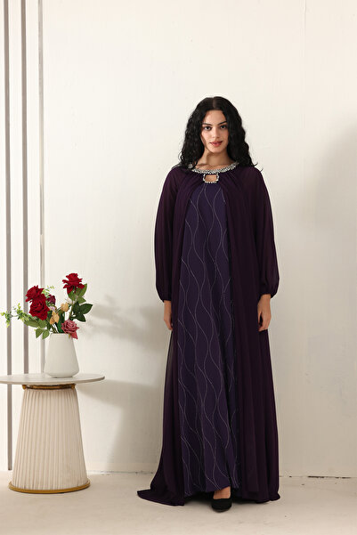 berlanty Elegant two-piece jalabiya with embroidery around the neckline
